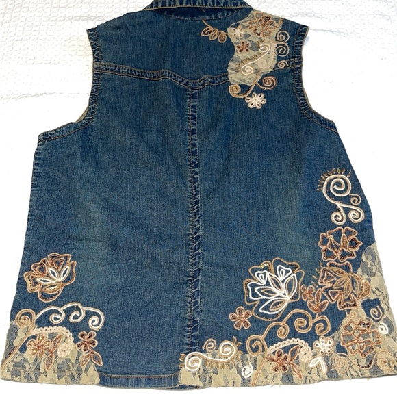 Chico's Embroidered Denim Jacket in Blue with Cream and Tan Accents - Picture 5 of 6